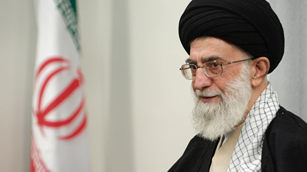 Хаменеи заявил, что Иран не будет вести переговоры с США