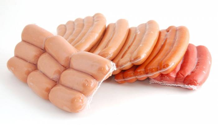 Агентство пищевой безопасности расследует информацию о червивых сосисках 
