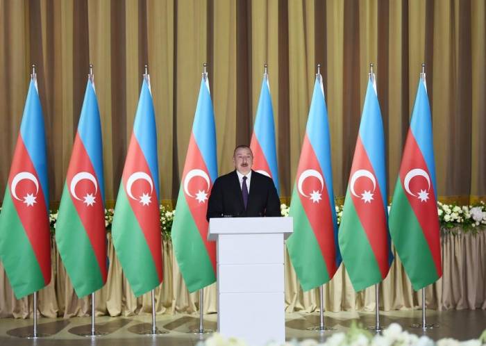 Ильхам Алиев: Благодаря росту военной мощи сегодня азербайджанская армия в международных рейтингах в одном ряду с сильными армиями