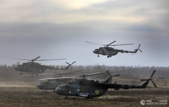 Зеленский выразил соболезнования в связи с крушением Ми-8
