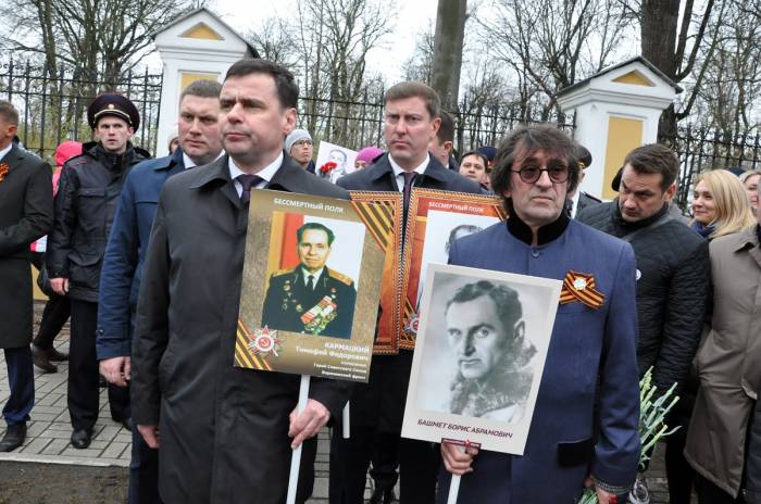 Башмет принял участие в акции "Бессмертный полк" в Ярославле