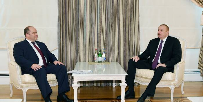 Ильхам Алиев принял вице-премьера Республики Беларусь