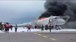В Шереметьево загорелся пассажирский самолет "Аэрофлота"- есть погибший - ОБНОВЛЕНО-ВИДЕО