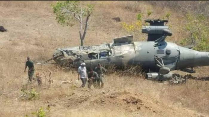 В Венесуэле разбился военный вертолет
