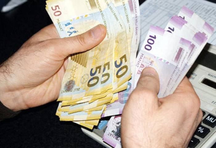 Сколько государство направило на выплаты компенсаций по проблемным кредитам в Азербайджане?
