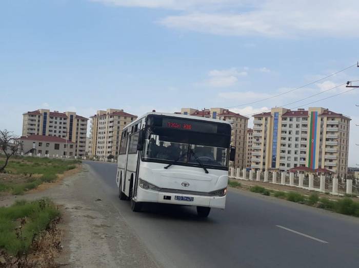 Два автобусных маршрута в Баку изменили схему движения