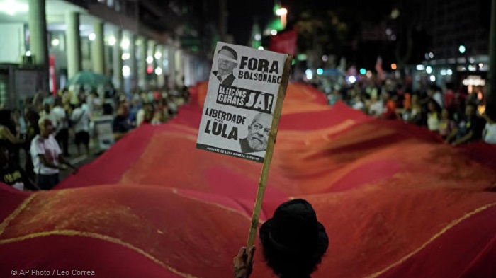 В Бразилии около 45 миллионов человек протестуют против пенсионной реформы