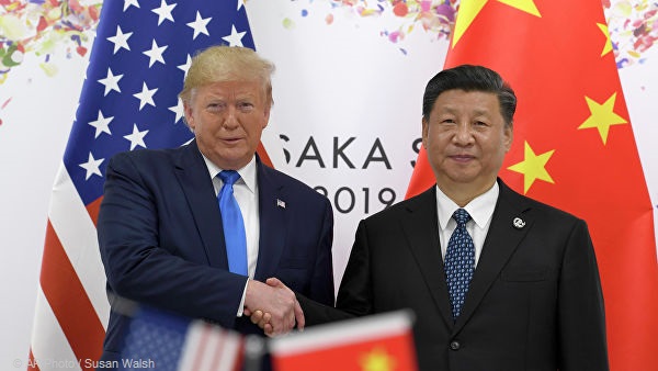 Китай и США договорились возобновить торговые переговоры
