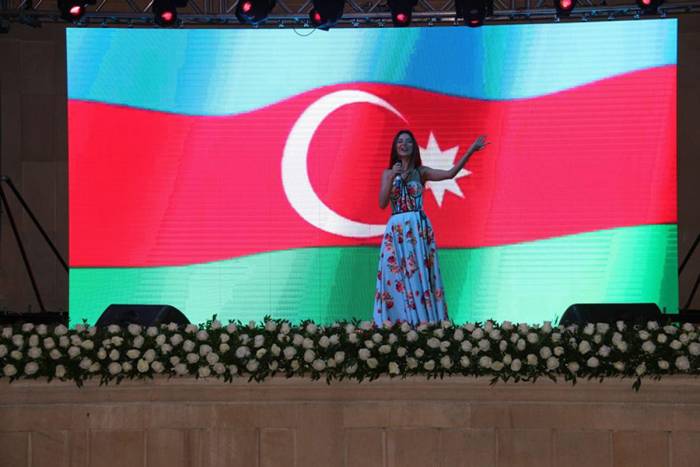 Весь Баку в праздничных концертах 