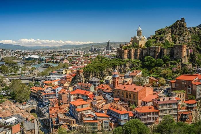 Сократились траты азербайджанских туристов в Грузии
