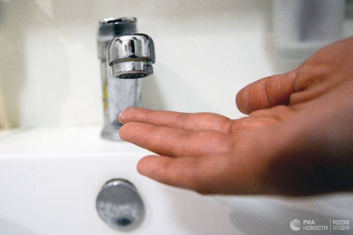 В ОАЭ почти 200 человек отравились водопроводной водой
