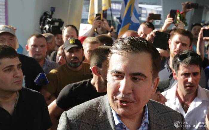 Саакашвили отказался идти на выборы в Раду вместе с Кличко
