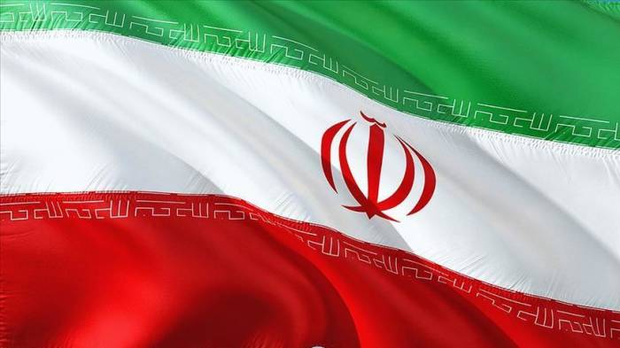 СМИ: Иран испытал баллистическую ракету
