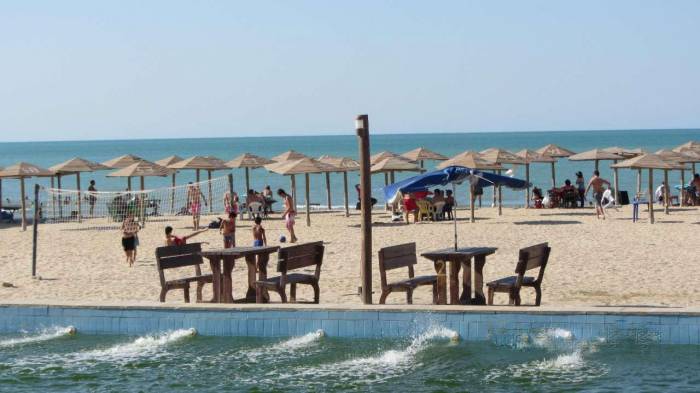 Часть пляжей Абшеронского полуострова опасны для купания
