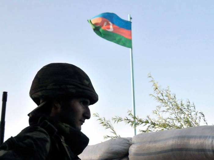 На линии соприкосновения армянских и азербайджанских войск наблюдалась относительно спокойная обстановка
