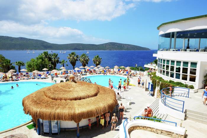 Названы самые дешевые и популярные курорты Турции
