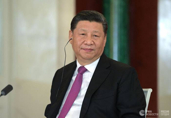 Китайский лидер впервые за 14 лет прибыл с визитом в Северную Корею
