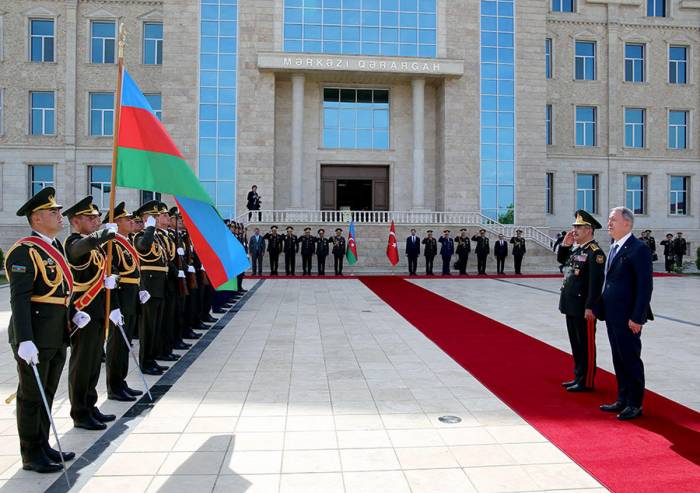 В Нахчыване прошла встреча глав минобороны Азербайджана и Турции - ФОТО