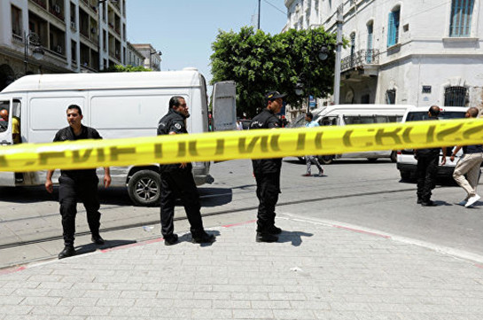 В столице Туниса произошел второй взрыв