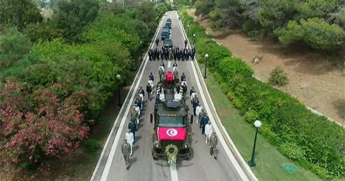 В Тунисе прошли похороны первого демократического президента страны
