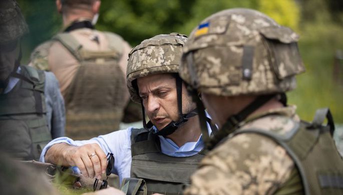 Зеленский эмоционально отреагировал на факт смертельного обстрела  главы Донецкой области