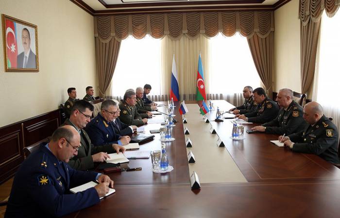 Главы Генштабов ВС Азербайджана и России обсудили урегулирование карабахского конфликта 