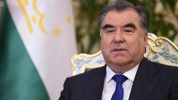 Президент Таджикистана Эмомали Рахмон прибыл в Кыргызстан
