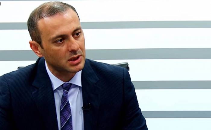 Дороги в Карабах не будет: «Вруном» чиновника обозвали сами армянские СМИ 