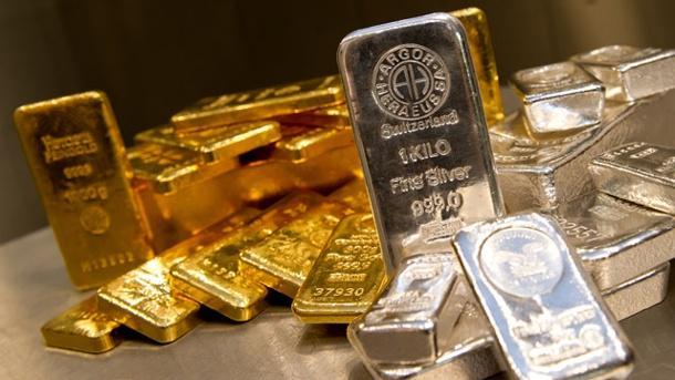 Золото и серебро в Азербайджане подешевели
