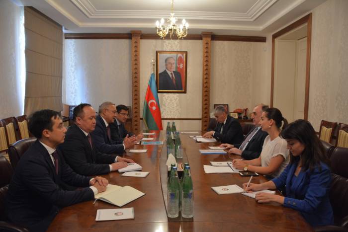 Посол Казахстана завершил дипмиссию в Азербайджане