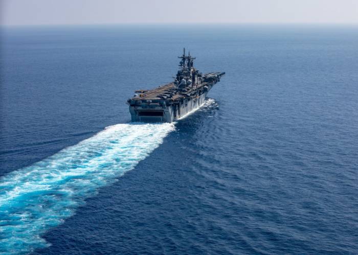 Корабль ВМС США сбил иранский беспилотник
