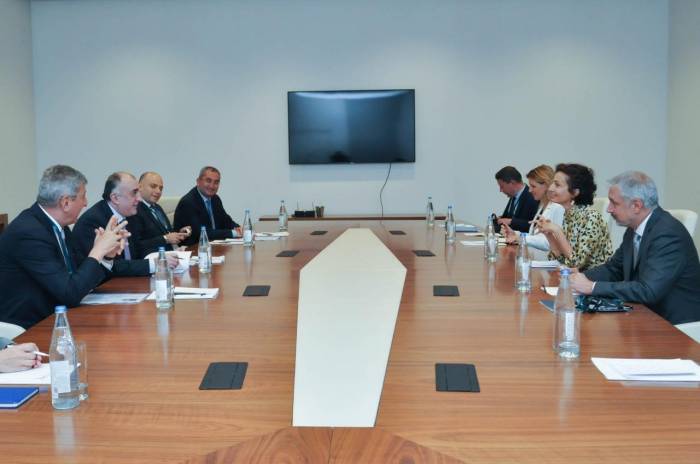 Эльмар Мамедъяров встретился с гендиректором ЮНЕСКО 
