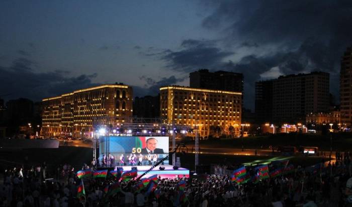 Состоялся концерт, посвященный 50-летию прихода к политической власти общенационального лидера Гейдара Алиева
