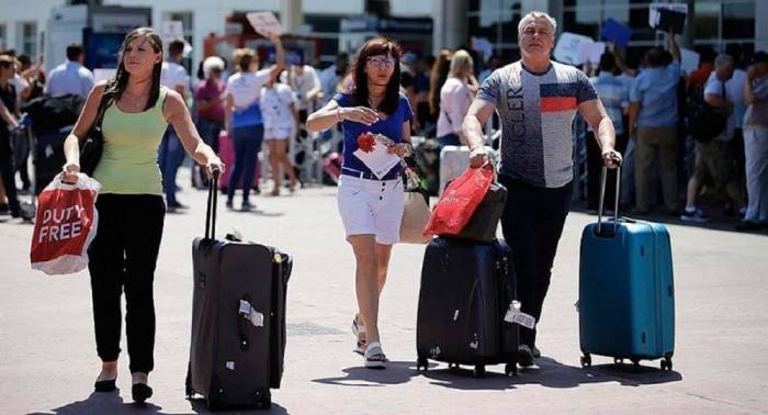 Все больше российских туристов посещают Грузию через Азербайджан