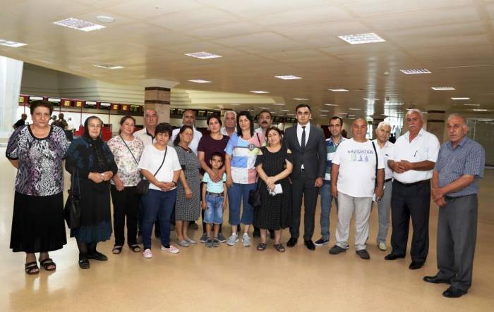Минтруда Азербайджана отправило на лечение в физиотерапевтический центр группу инвалидов