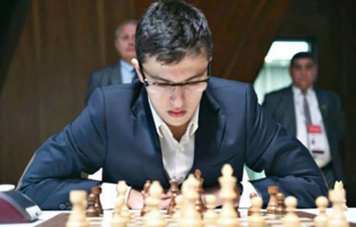 На первенстве Европы по шахматам два представителя Азербайджана стали лидерами
