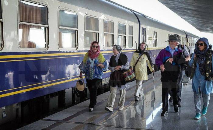 Пассажиропоток между Ираном и Азербайджаном увеличился на 23%
