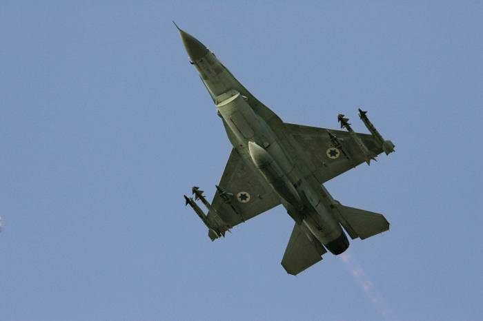Иран опроверг заявления Израиля об авиаударах по объектам в Сирии
