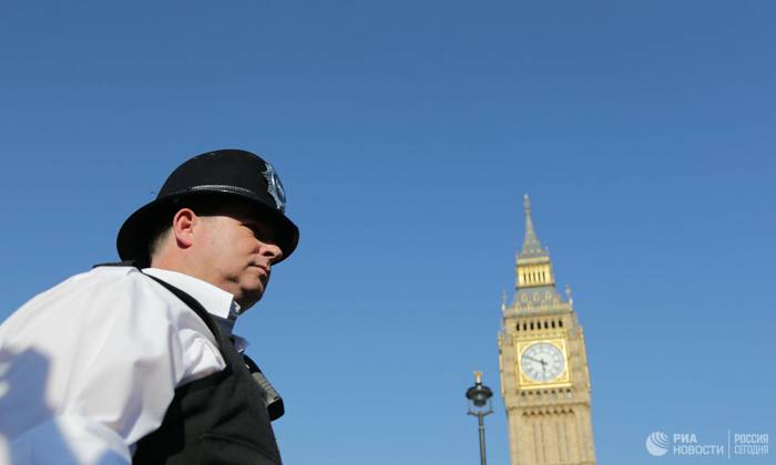 В Лондоне на карнавале задержали более 350 человек
