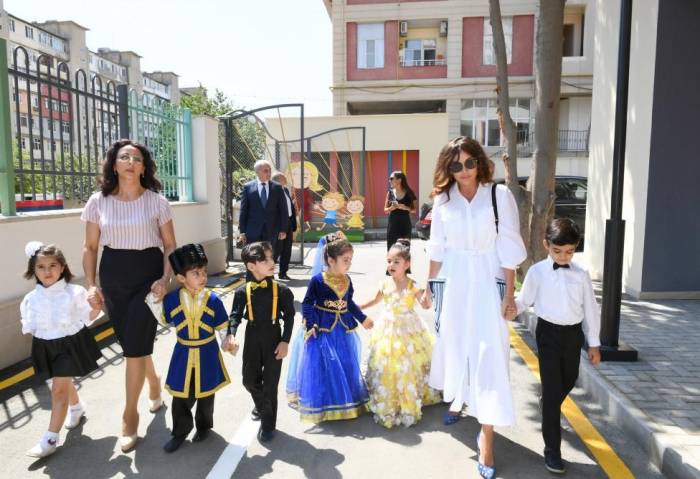 Первый вице-президент Мехрибан Алиева приняла участие в открытии яслей-детских садов - ФОТО
