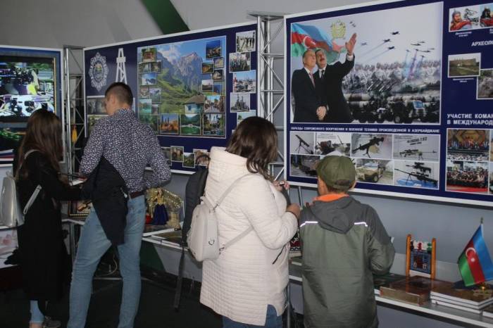 На полигоне Алабино в Москве создан азербайджанский павильон На полигоне Алабино в Москве создан азербайджанский павильон