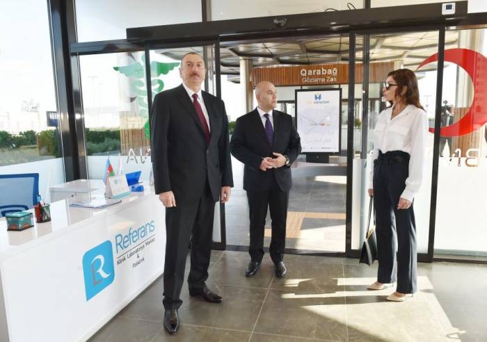 Ильхам Алиев и Мехрибан Алиева приняли участие в открытии Центра транспортного обмена «Кёроглу» - ФОТО
