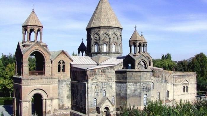 Армянская Апостольская Церковь: Террористы и оккупанты в рясе
