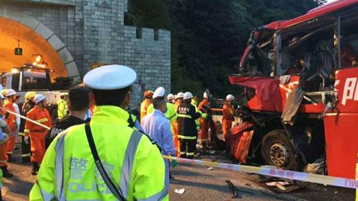 В Китае в результате ДТП с автобусом погибли более 30 человек
