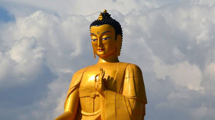 В России появилась самая большая в Европе статуя Будды