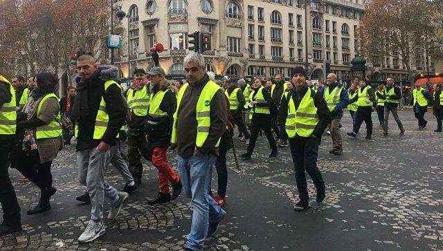 Полиция задержала 26 человек на манифестации "желтых жилетов" в Нанте
