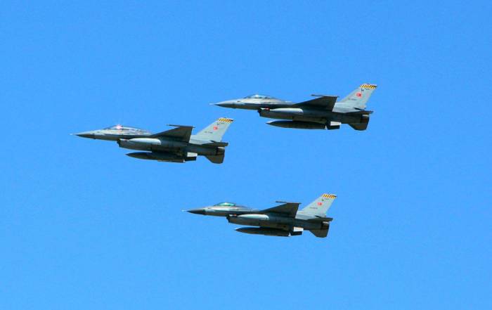 Самолеты F-16 ВВС Турции прибыли в Азербайджан 