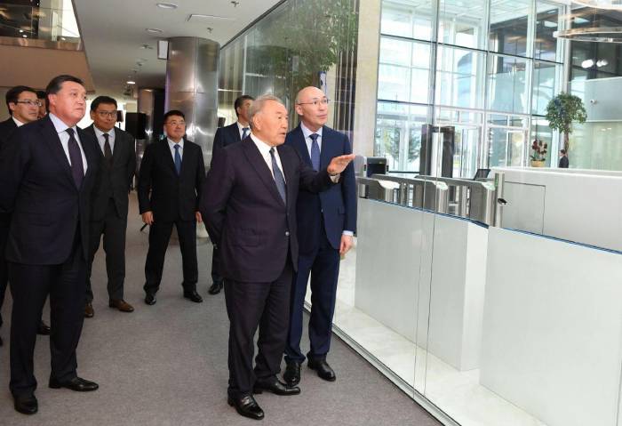 Первый Президент Казахстана посетил Международный финансовый центр «Астана»
