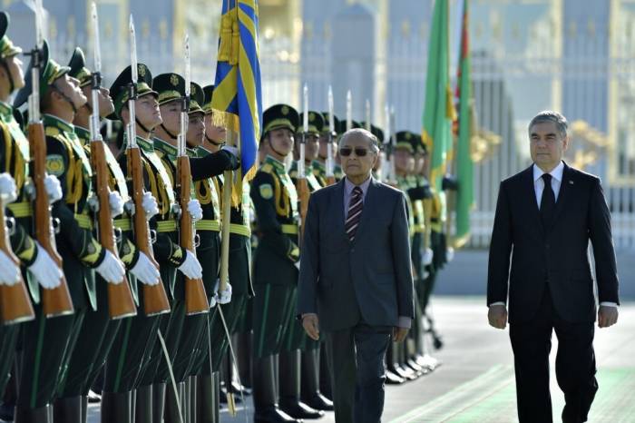 Туркменистан хочет прорубить окно в Европу
