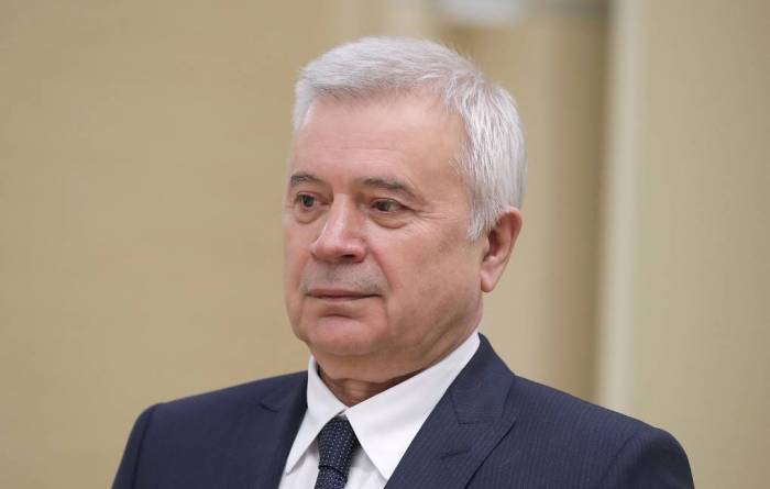 Вагит Алекперов опроверг слухи о продаже акций "Лукойла"
